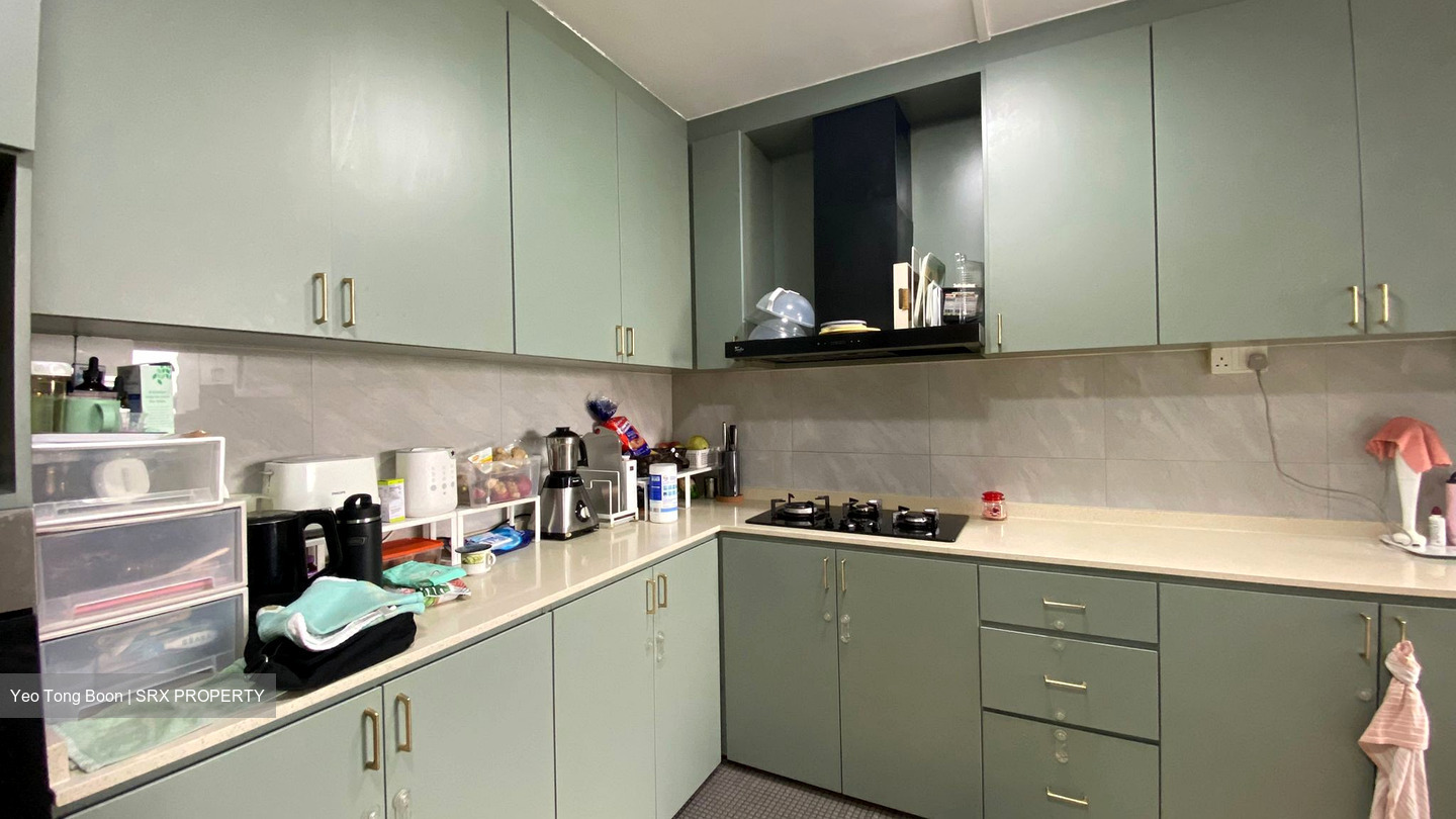 Blk 524 Fragrant Woods (Woodlands), HDB Executive #553950901